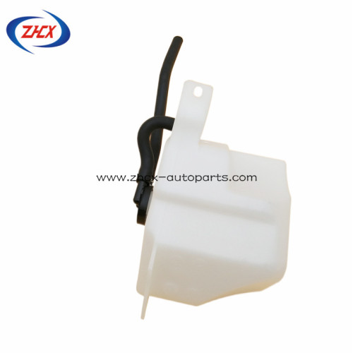 בקבוק ריסוס של השמשה הקדמית ל- CHANGAN CS35
