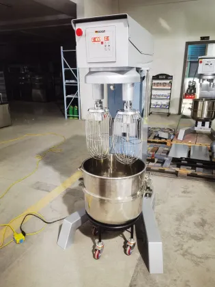 Rk Baketech China 65L Double Arm Planetary Mixer Planetary Twin Cream Mixer Egg Mixer