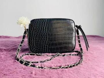 Retro Classic Shoulder Tote