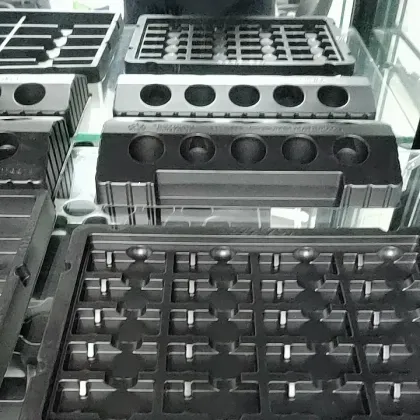 disposable electronic tray integrated circuit packaging