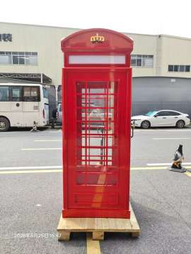Exquisite Metal Photo Booth Outdoor Events Decoration Backdrop Custom London Telephone Booth
