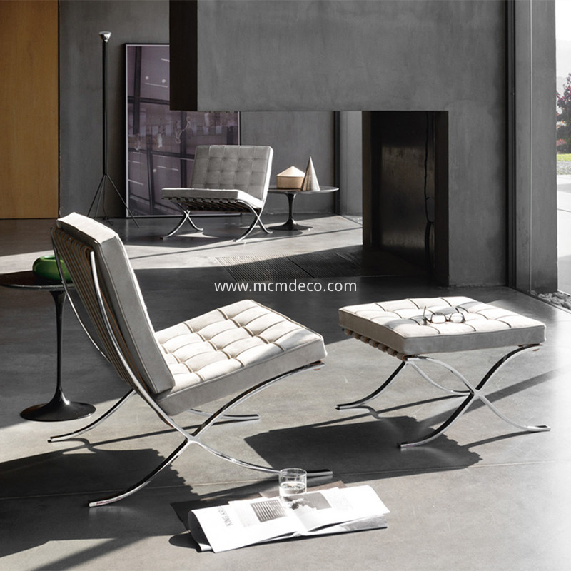 Lounge-Chair-Buying-Guide-Knoll-Barcelona-Chair