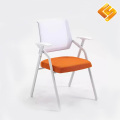Штабелируемый стул для конференций и обучения с пластиковой рамой