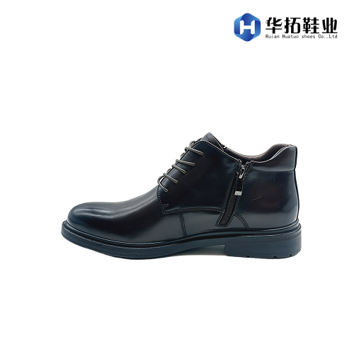 Κομψή συλλογή ανδρικών δερμάτινων υποδημάτων