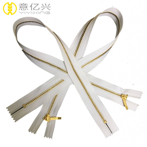 Shinny Gold Metal Zipper 3 shinny Gold metal zipper for pillow Supplier