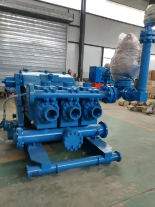 Gardner Denver PAH 275 triplex mud pump used on oilfield drilling