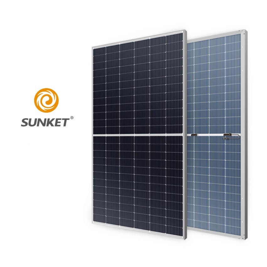 Monofoniczny panel słoneczny o mocy 530 W w porównaniu z Longi