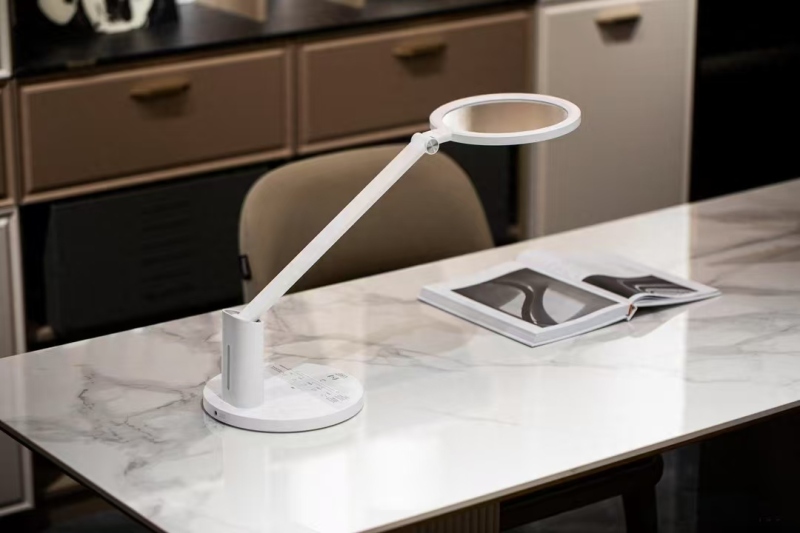 Darren Smart Desk Lamp 3 Pro