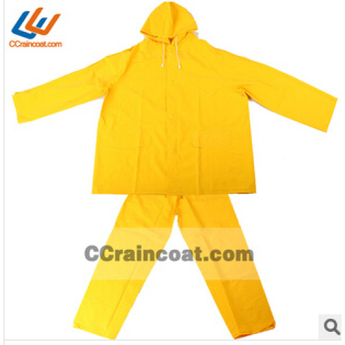 High quality firm polyester pvc raincoat for men European hot