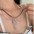 Chain tassel four pointed star niche clavicle chain