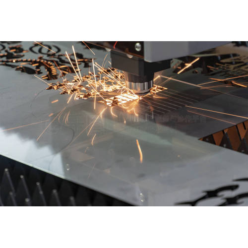 การตัดเลเซอร์ความบริสุทธิ์ต่ำ 99%