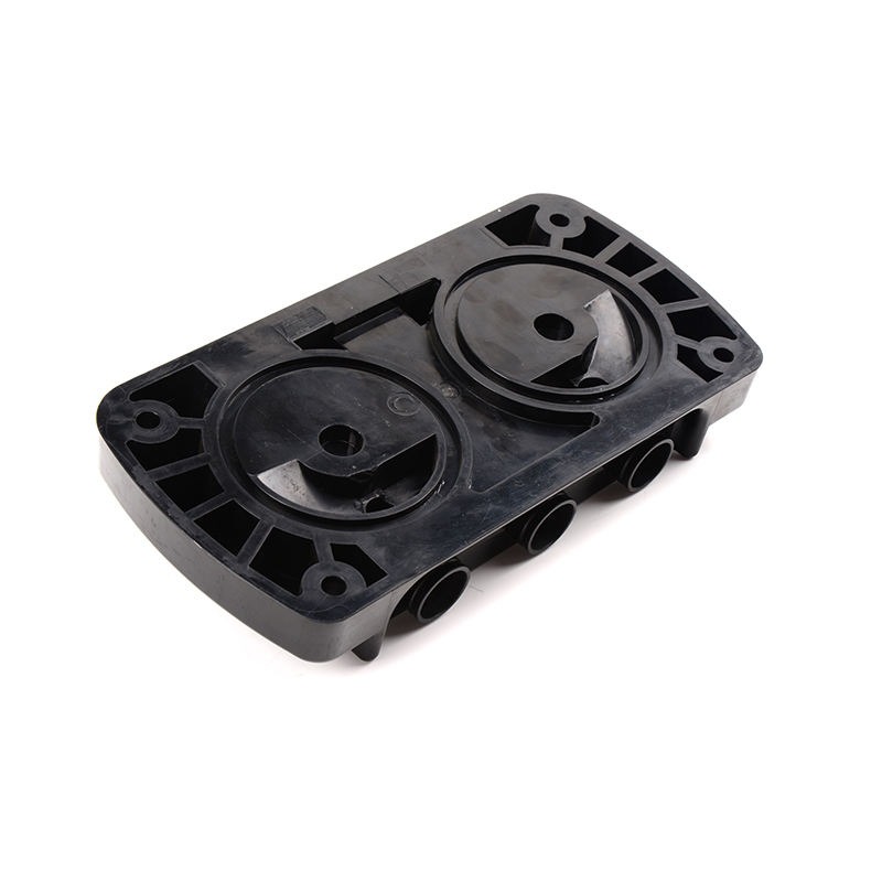 Plastic Injection Molding Machine Essential Accessories5