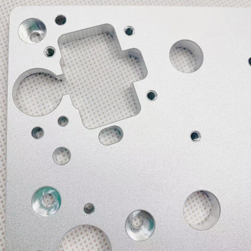 Služby 5osého CNC obrábění