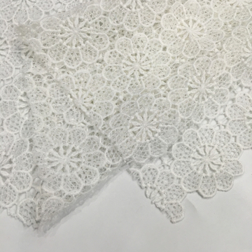 White Sun Flower Polyester Yarn Chemical Lace Fabric