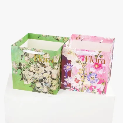 Retro Art Tote Bags: Van Gogh Floral Prints for Fashion & Gifts