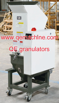 middle speed crusher QM2130 for plastic injection molding machine