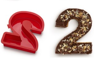 Number 2 Letter shaped silicon cake mould