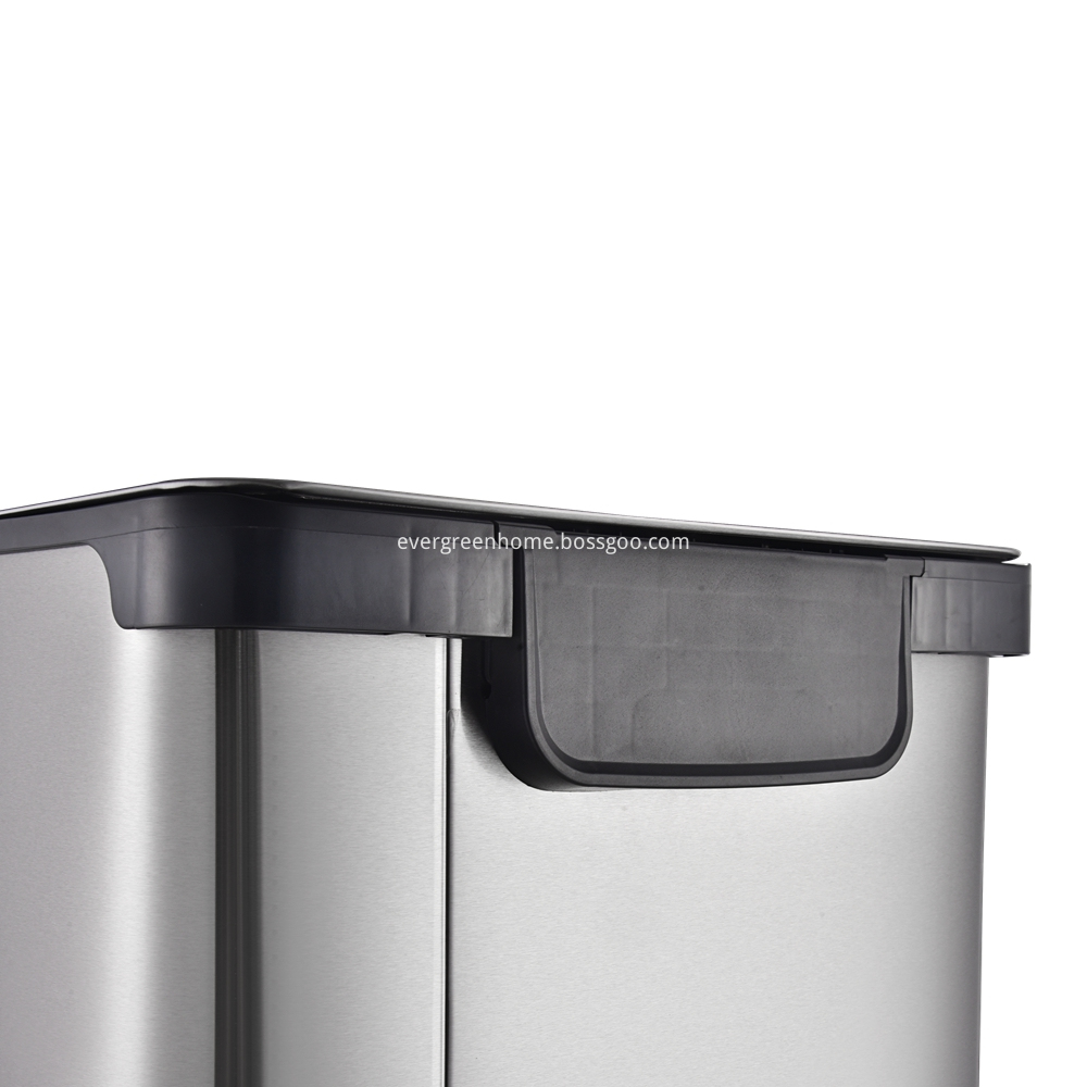 Closed Stainless Steel Trash Can Foot Pedal Trash Bin