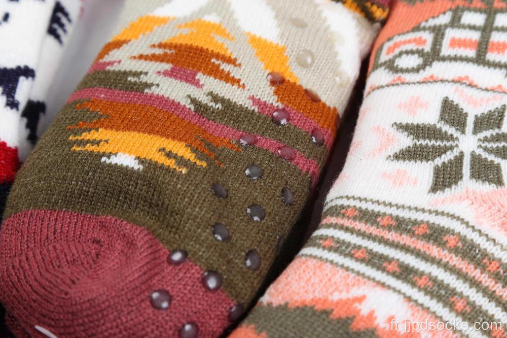 Chaussettes de pantoufles d&#39;hiver adultes populaires