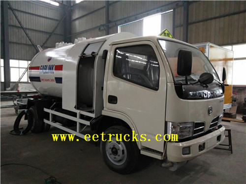 DongFeng 5000 lppg yana cike manyan motoci