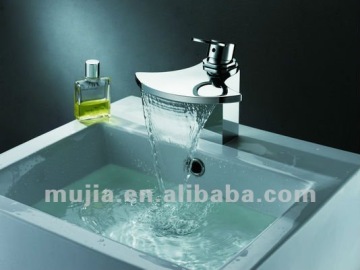 MS05 Antique Brass Chrome Plated Basin Tap