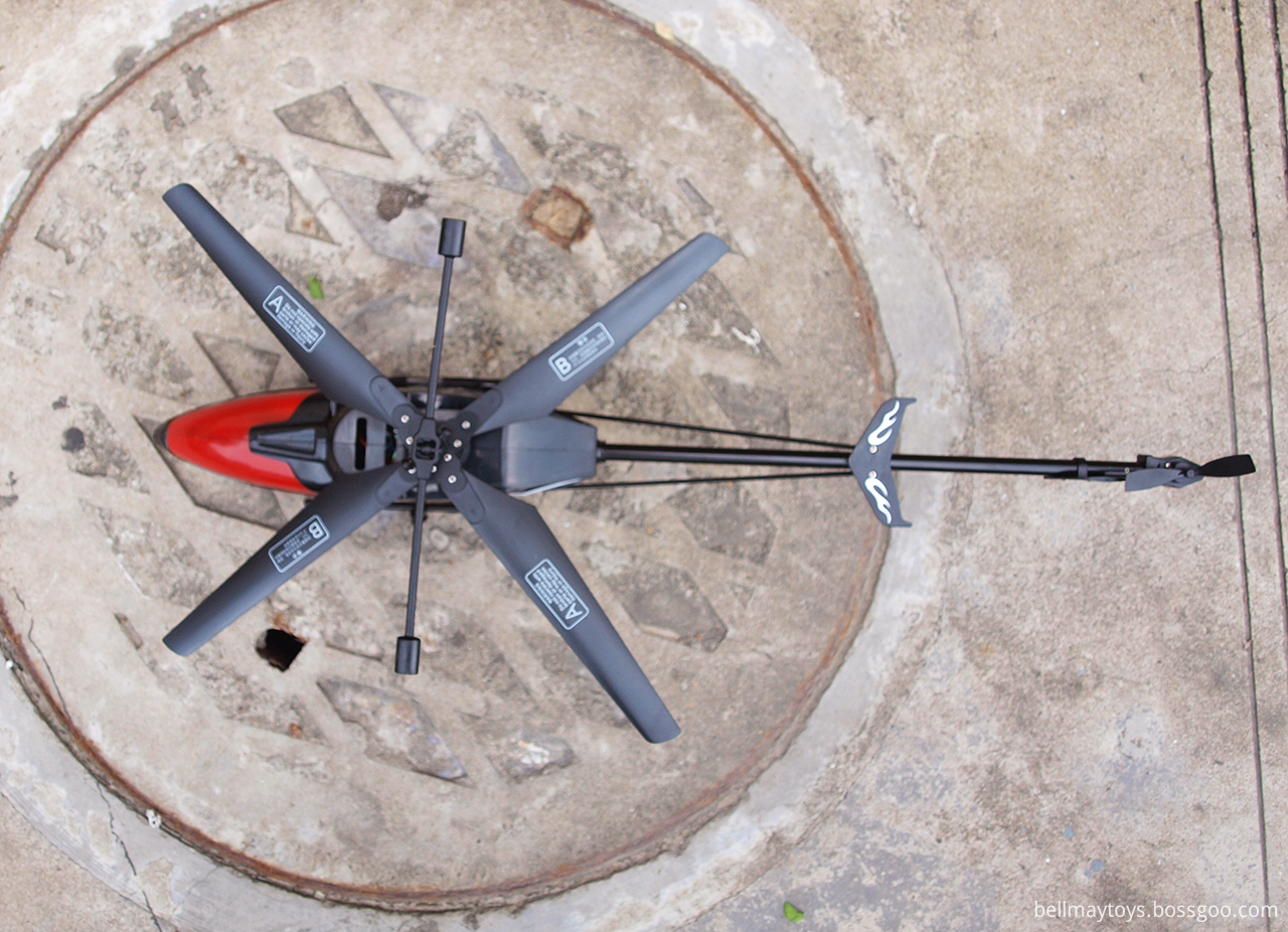 remote control helicopter