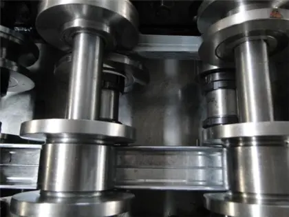 metal trackes UW  75 metal trackes UW 50 making machine