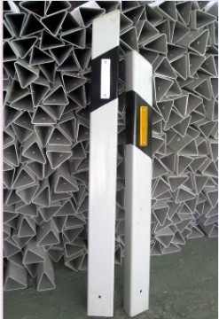 triangle delineator