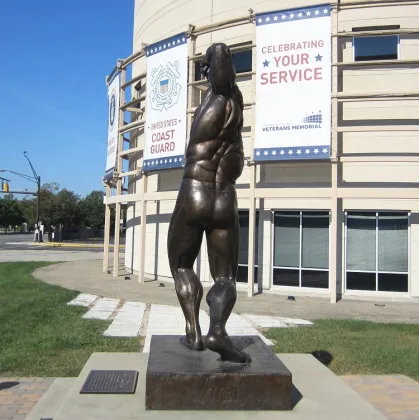 Life size nude muscle bonny man sculpture bronze bodybuilding statue