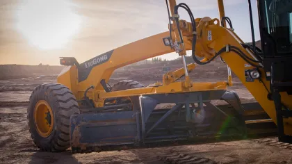 Liugong CLG4180D Tire3 Motor Grader: Engineering Construction Machinery