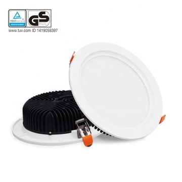 IP44 Dimmable LED Downlight 120lm/W 18W-40W