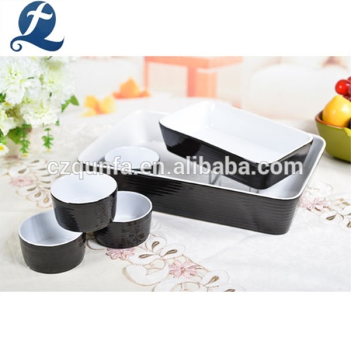 Conjunto de seis bakeware com ramekin