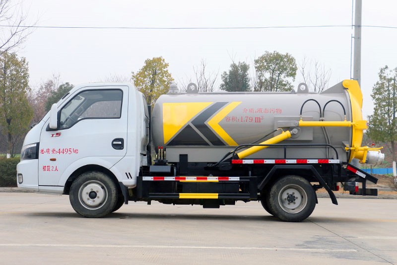 dfsewage truck (11)