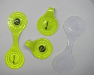 Reflective Magnet Clip