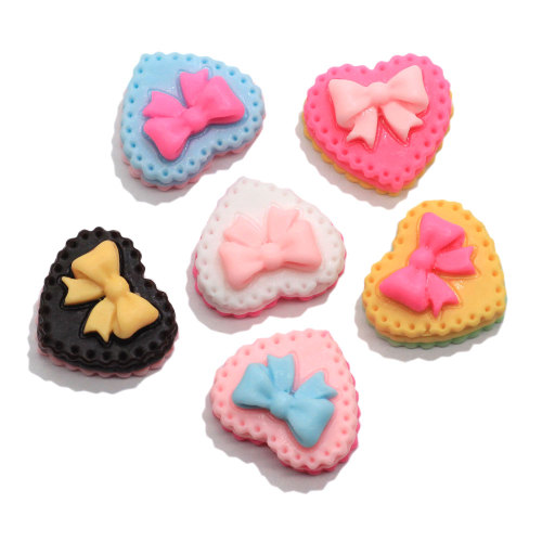 17mm Cartoon Heart Cookies With Bowknot Decoration Food Play DIY Biscuit Children Hair Ornament Resin Charms For Decoration