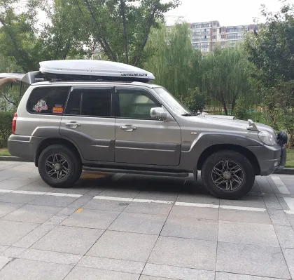 Hard Shell Car Roof Storage Boxes and Accessories for Luggage