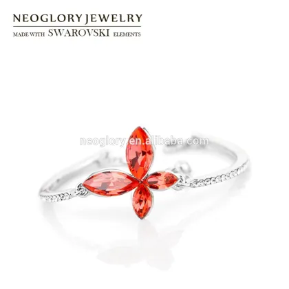 Top Selling Zinc Alloy Clover Crystal Main Stone Dear Bracelet