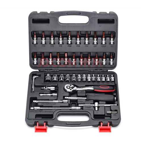 Soket set dengan ratchet wrench