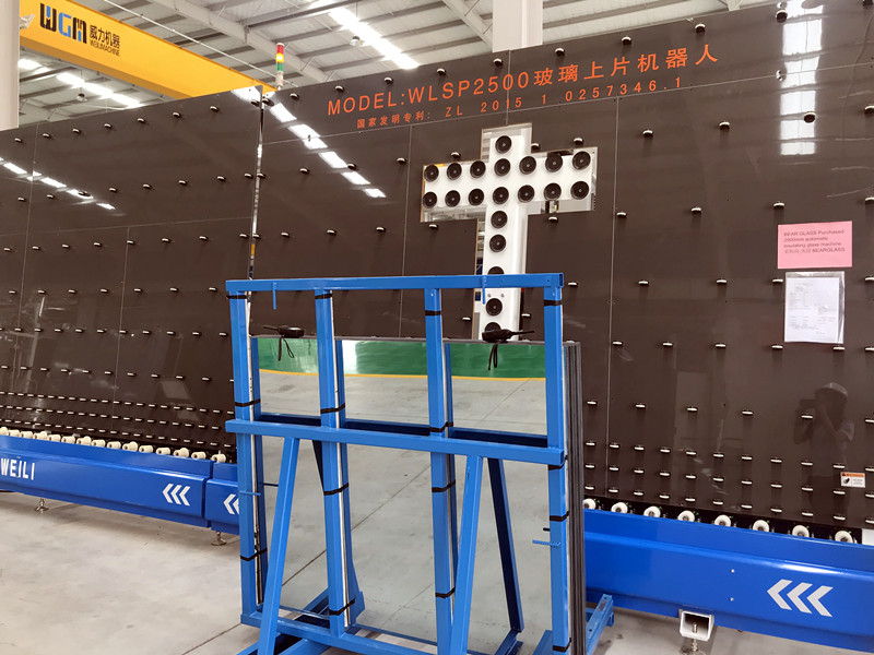 Automatic big glass loading machine