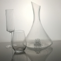 Decanter di vetro di cristallo ondulato