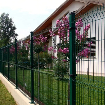 PVC Coated 5mm Curved Wire Mesh Garden Fence