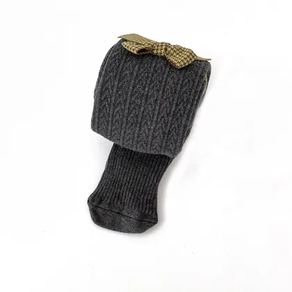 Plush and warm baby leggings