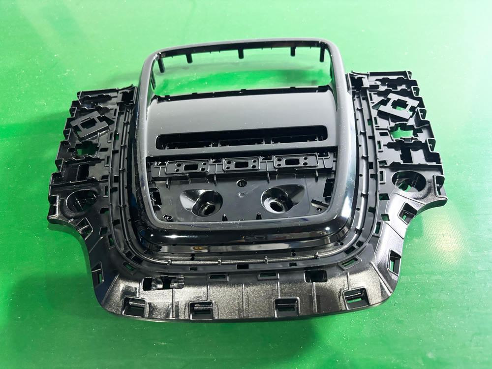 Các bộ phận đúc phun có độ bóng cao không sơn