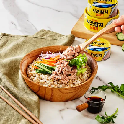 SAJO Ocean fishing for canned tuna