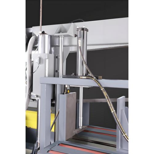 Sega a nastro in acciaio strutturale per taglio manuale