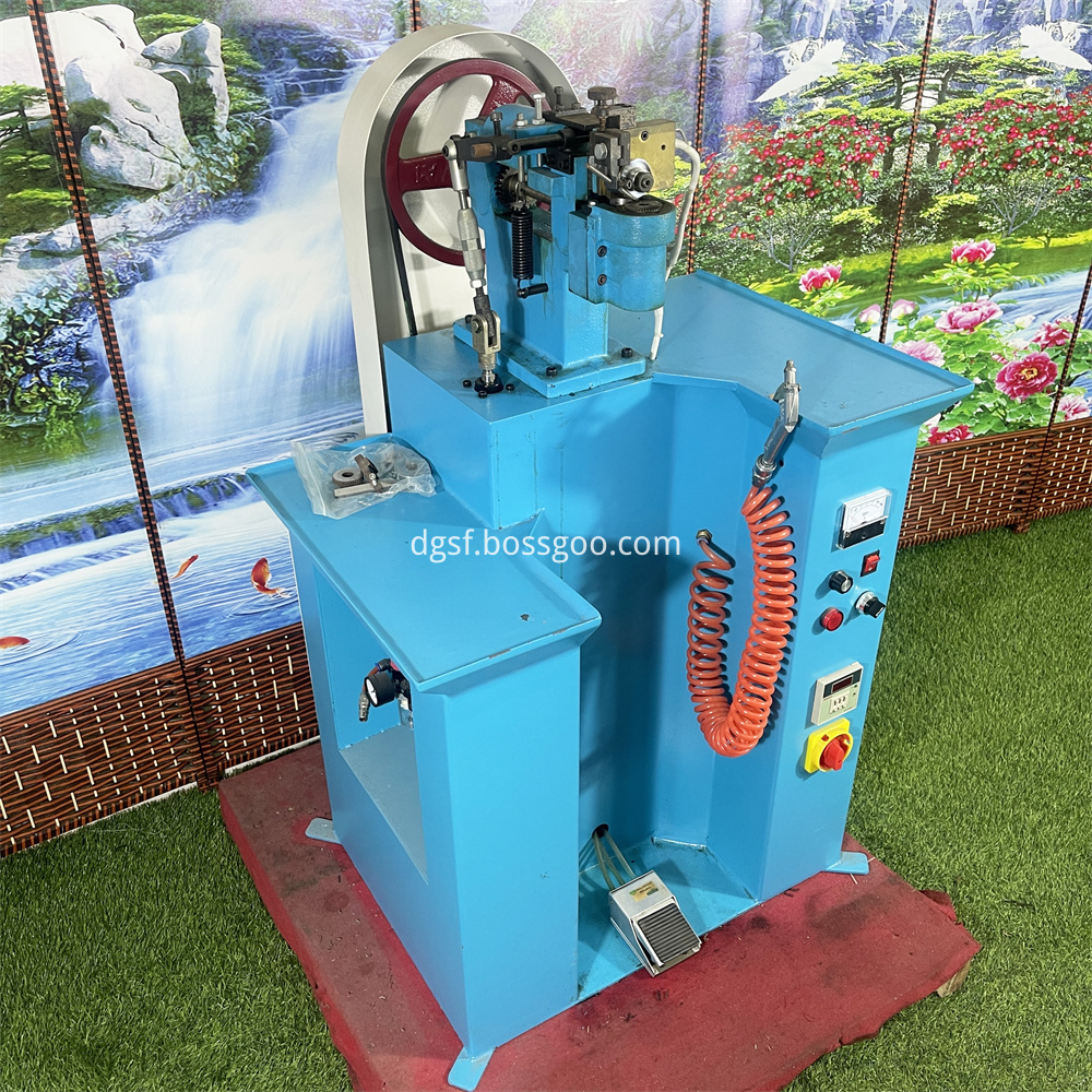Automatic Sole Groove Digging Machine For Goodyear Shoes 3 Jpg