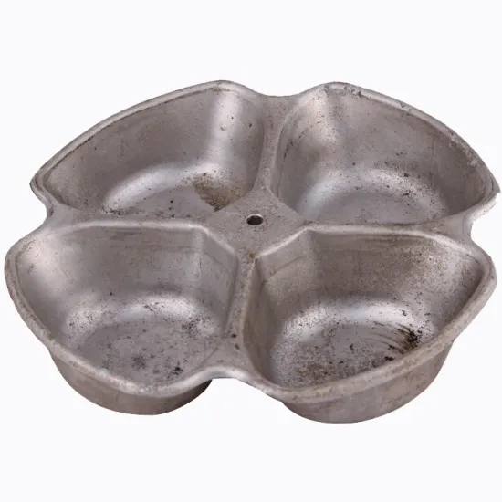 Six cups cake baking mold