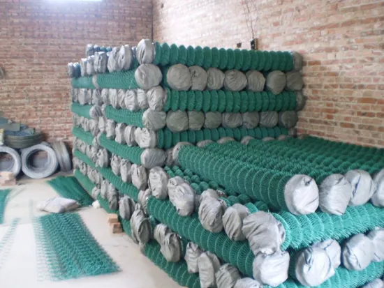 Hot Dipped Galvanized Chain Link Wire Mesh Fence Fabric For Playground, Basketball Court