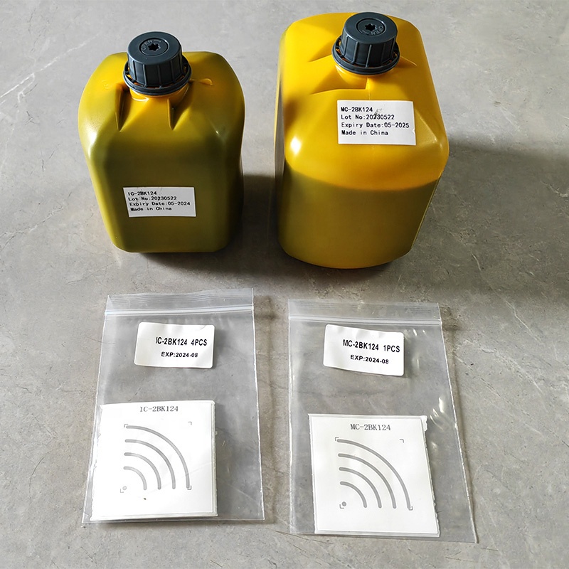 Domino AX series 825ML ink make up with RFID CHIP TAG IC-2BK124 MC-2BK124 for Domino AX150i AX350i AX550i CIJ inkjet printer1