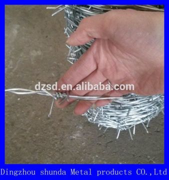 14*14 7.5-15cm electro/hot dipped galvanized barbed wire price